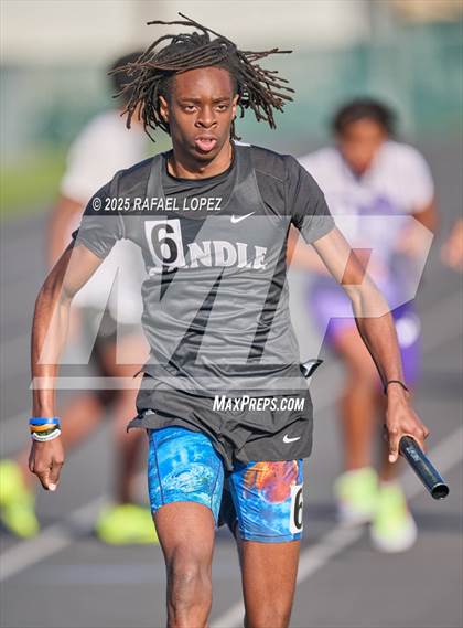 Thumbnail 3 in Lamar CISD Relays (4x400M) photogallery.