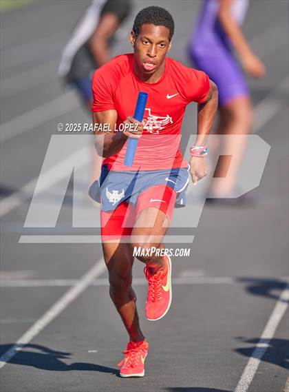 Thumbnail 3 in Lamar CISD Relays (4x400M) photogallery.