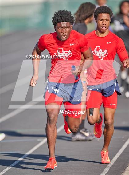 Thumbnail 3 in Lamar CISD Relays (4x400M) photogallery.