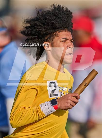 Thumbnail 2 in Lamar CISD Relays (4x400M) photogallery.