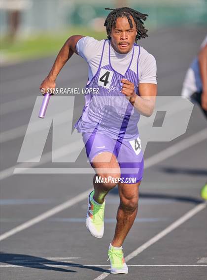 Thumbnail 1 in Lamar CISD Relays (4x400M) photogallery.