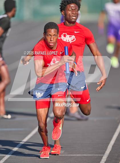 Thumbnail 2 in Lamar CISD Relays (4x400M) photogallery.