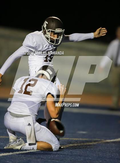 Thumbnail 3 in Crespi @  Chaminade photogallery.