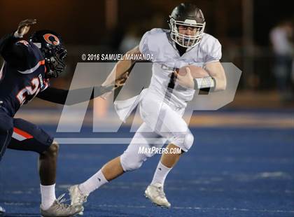 Thumbnail 3 in Crespi @  Chaminade photogallery.