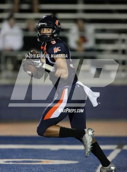 Thumbnail 3 in Crespi @  Chaminade photogallery.