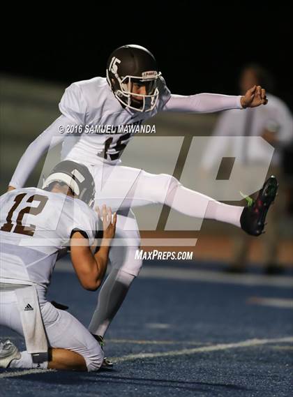 Thumbnail 1 in Crespi @  Chaminade photogallery.