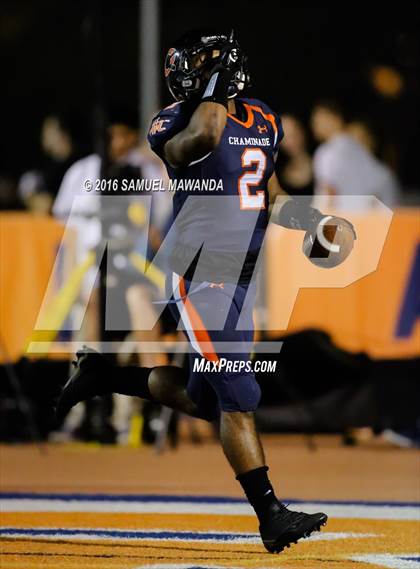 Thumbnail 1 in Crespi @  Chaminade photogallery.