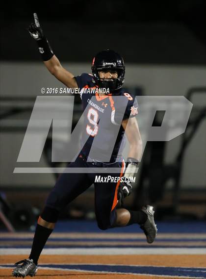 Thumbnail 1 in Crespi @  Chaminade photogallery.