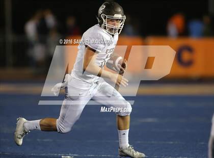 Thumbnail 1 in Crespi @  Chaminade photogallery.