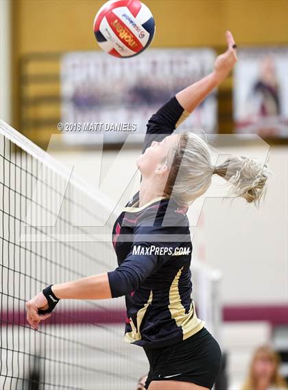 Thumbnail 2 in Arapahoe @ Ponderosa photogallery.