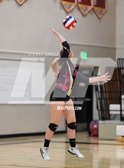 Thumbnail 2 in Arapahoe @ Ponderosa photogallery.