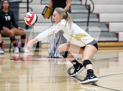 Thumbnail 3 in Arapahoe @ Ponderosa photogallery.
