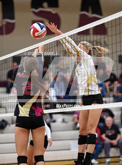 Thumbnail 2 in Arapahoe @ Ponderosa photogallery.