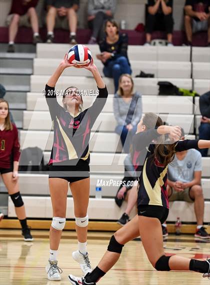 Thumbnail 3 in Arapahoe @ Ponderosa photogallery.