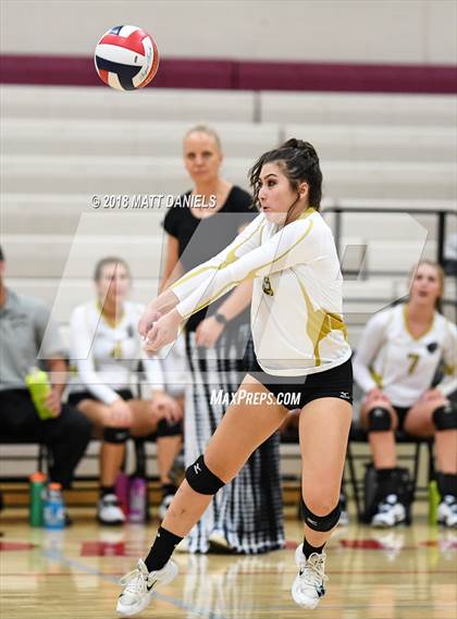 Thumbnail 1 in Arapahoe @ Ponderosa photogallery.