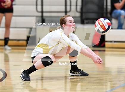Thumbnail 2 in Arapahoe @ Ponderosa photogallery.