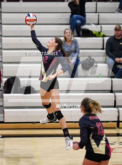 Thumbnail 1 in Arapahoe @ Ponderosa photogallery.