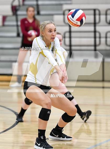 Thumbnail 2 in Arapahoe @ Ponderosa photogallery.