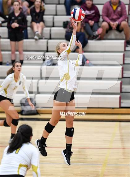 Thumbnail 3 in Arapahoe @ Ponderosa photogallery.