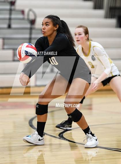 Thumbnail 2 in Arapahoe @ Ponderosa photogallery.
