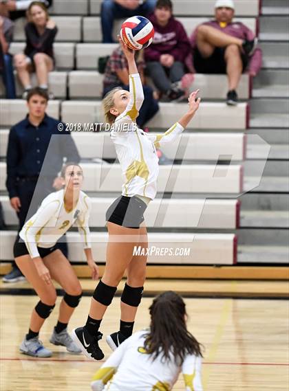 Thumbnail 1 in Arapahoe @ Ponderosa photogallery.