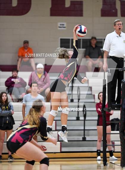 Thumbnail 2 in Arapahoe @ Ponderosa photogallery.