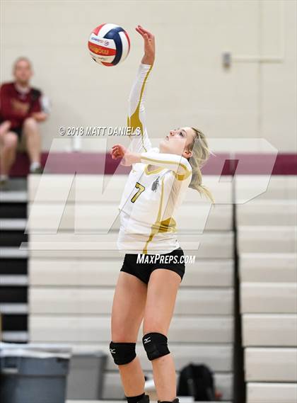 Thumbnail 1 in Arapahoe @ Ponderosa photogallery.