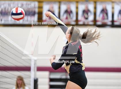 Thumbnail 2 in Arapahoe @ Ponderosa photogallery.