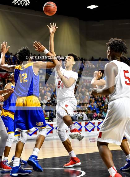 Thumbnail 1 in Northside vs North Little Rock (AAA 7A Final) photogallery.