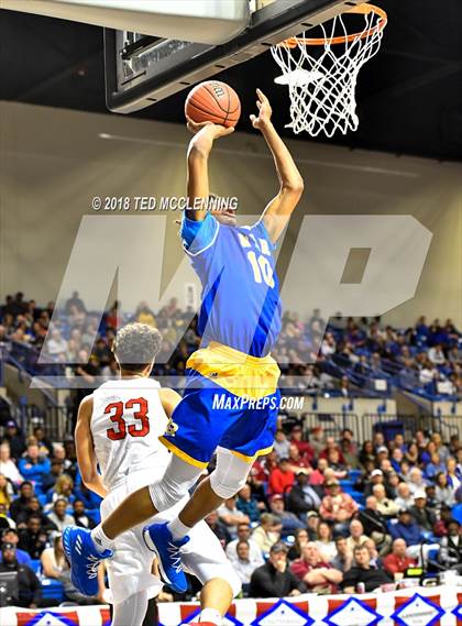 Thumbnail 3 in Northside vs North Little Rock (AAA 7A Final) photogallery.