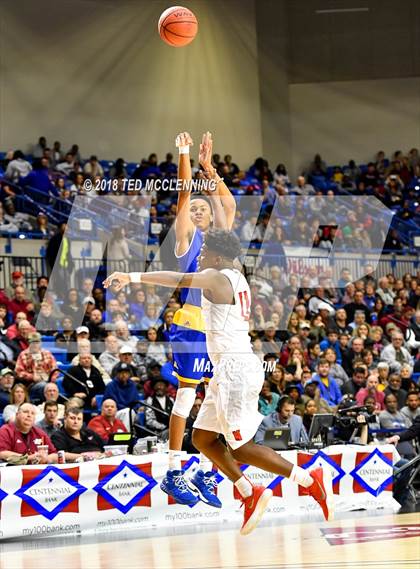 Thumbnail 2 in Northside vs North Little Rock (AAA 7A Final) photogallery.