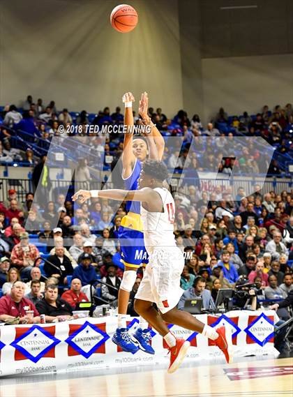 Thumbnail 2 in Northside vs North Little Rock (AAA 7A Final) photogallery.