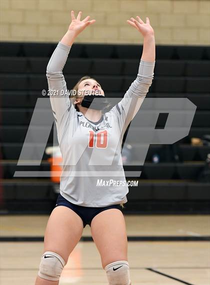 Thumbnail 3 in JV: Pleasant Grove @ St. Francis photogallery.