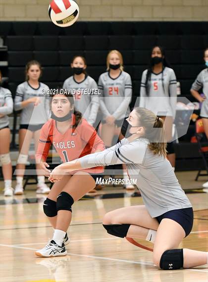 Thumbnail 3 in JV: Pleasant Grove @ St. Francis photogallery.