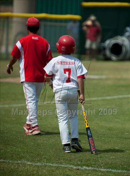Thumbnail 1 in Bellaire vs Brazoswood (UIL 5A Regionals Game 3) photogallery.