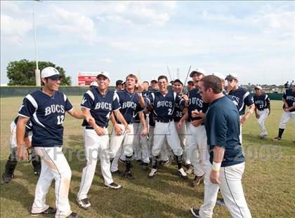Thumbnail 3 in Bellaire vs Brazoswood (UIL 5A Regionals Game 3) photogallery.