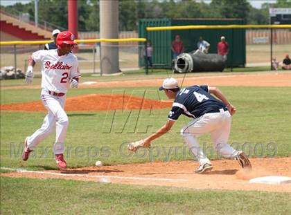 Thumbnail 2 in Bellaire vs Brazoswood (UIL 5A Regionals Game 3) photogallery.
