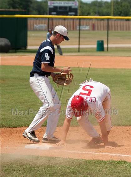 Thumbnail 2 in Bellaire vs Brazoswood (UIL 5A Regionals Game 3) photogallery.