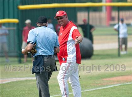 Thumbnail 3 in Bellaire vs Brazoswood (UIL 5A Regionals Game 3) photogallery.