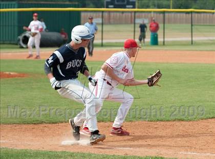 Thumbnail 2 in Bellaire vs Brazoswood (UIL 5A Regionals Game 3) photogallery.