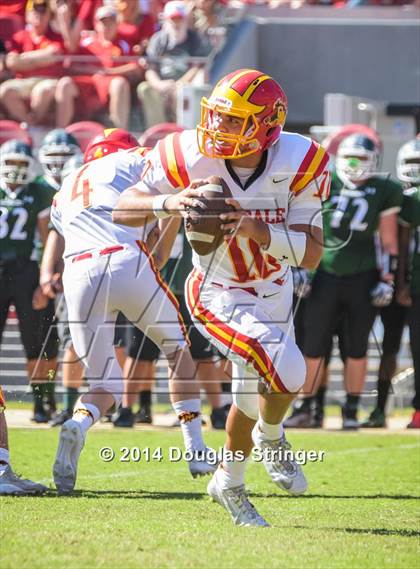 Thumbnail 2 in Manteca vs. Oakdale photogallery.
