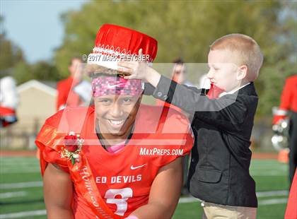 Thumbnail 3 in Notre Dame @ Rancocas Valley photogallery.