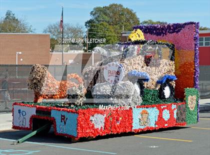 Thumbnail 1 in Notre Dame @ Rancocas Valley photogallery.