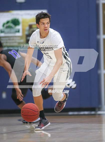 Thumbnail 1 in Sacramento vs. Santa Cruz photogallery.