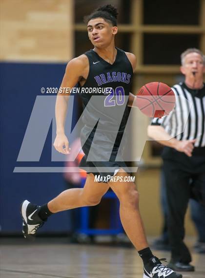 Thumbnail 3 in Sacramento vs. Santa Cruz photogallery.