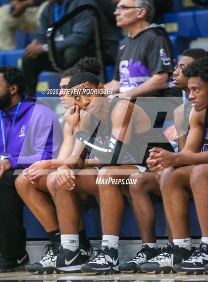 Thumbnail 1 in Sacramento vs. Santa Cruz photogallery.