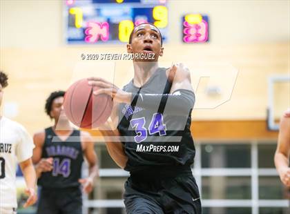 Thumbnail 1 in Sacramento vs. Santa Cruz photogallery.