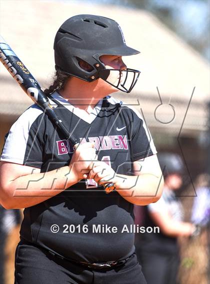 Thumbnail 1 in Bearden vs Columbia Academy photogallery.