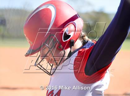 Thumbnail 1 in Bearden vs Columbia Academy photogallery.