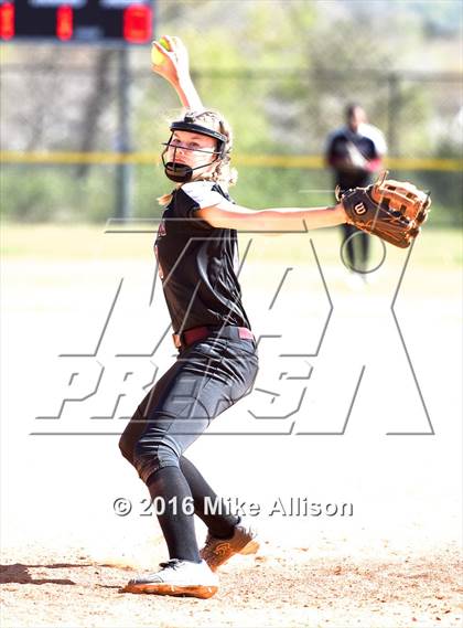 Thumbnail 2 in Bearden vs Columbia Academy photogallery.